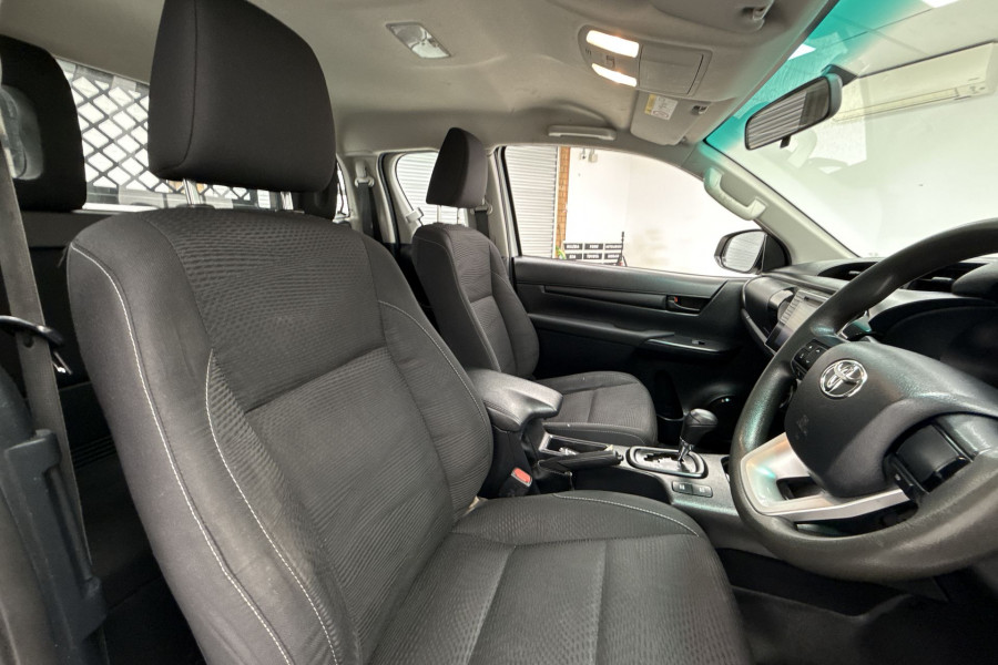 2018 Toyota HiLux GUN126R SR Cab Chassis Image 19