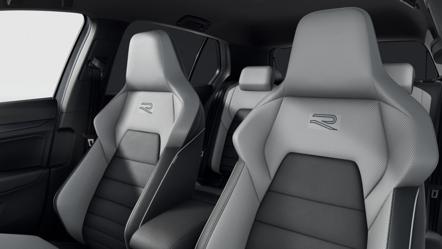 2026 Volkswagen Golf 8.5 110TSI R-Line Hatch Image 11