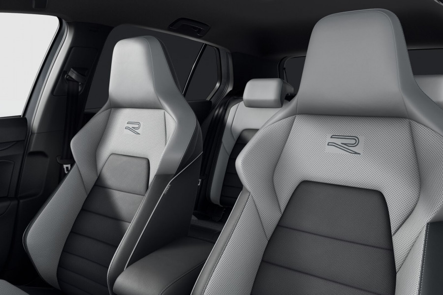 2026 Volkswagen Golf 8.5 110TSI R-Line Hatch