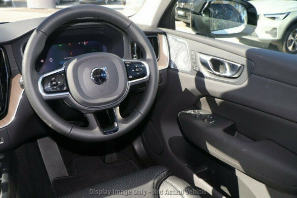 2026 Volvo XC60 UZ Ultra B5 Dark SUV Image 7
