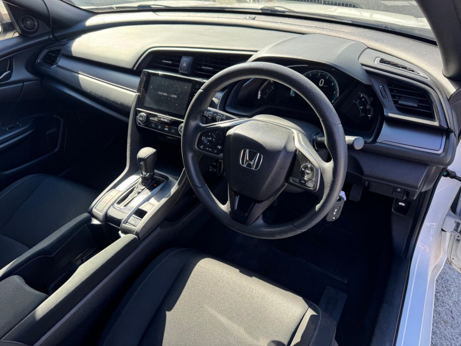 2018 Honda Civic 10th Gen VTi Hatch Image 14