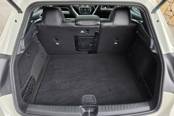 2016 Mercedes-Benz GLA-Class X156 GLA180 SUV Image 28