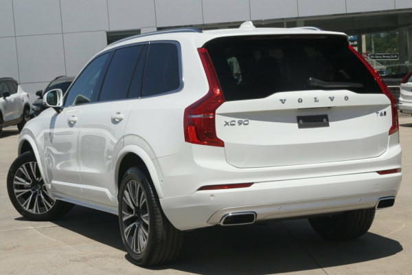 2020 MYon Volvo XC90 L Series T6 Momentum Suv
