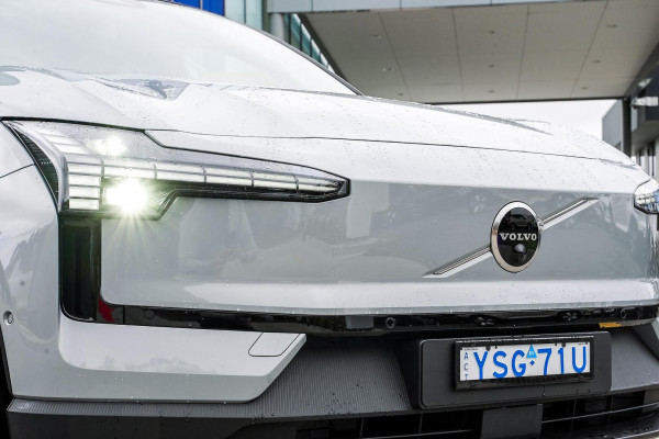 2024 MY25 Volvo EX30  Twin Motor Performance Ultra SUV Image 21
