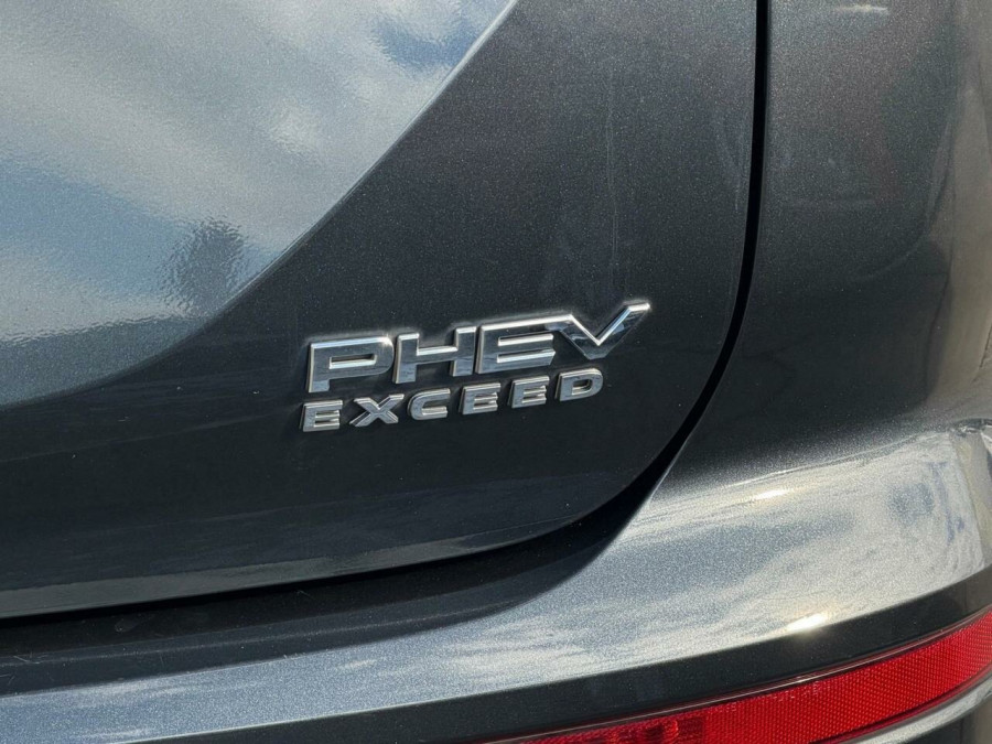 2024 Mitsubishi Outlander ZM PHEV Exceed Tourer SUV Image 9