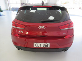 2017 MY18 Hyundai i30 PD SR Hatchback