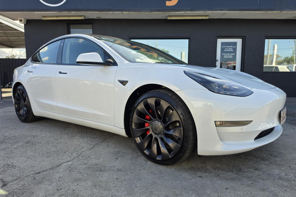 2021 Tesla Model 3  Performance Sedan Image 7
