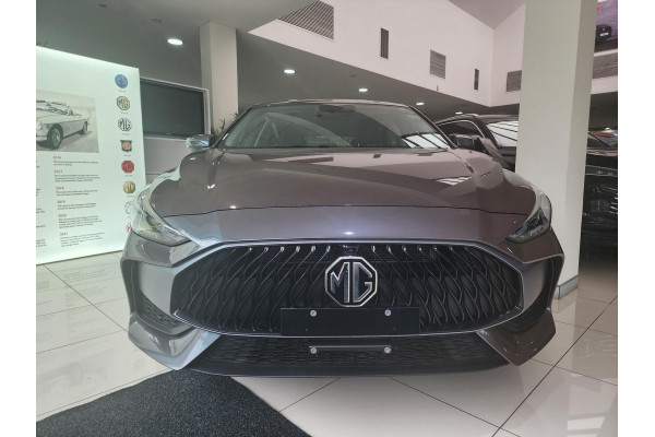 2024 MG MG5 AP32 Essence Sedan