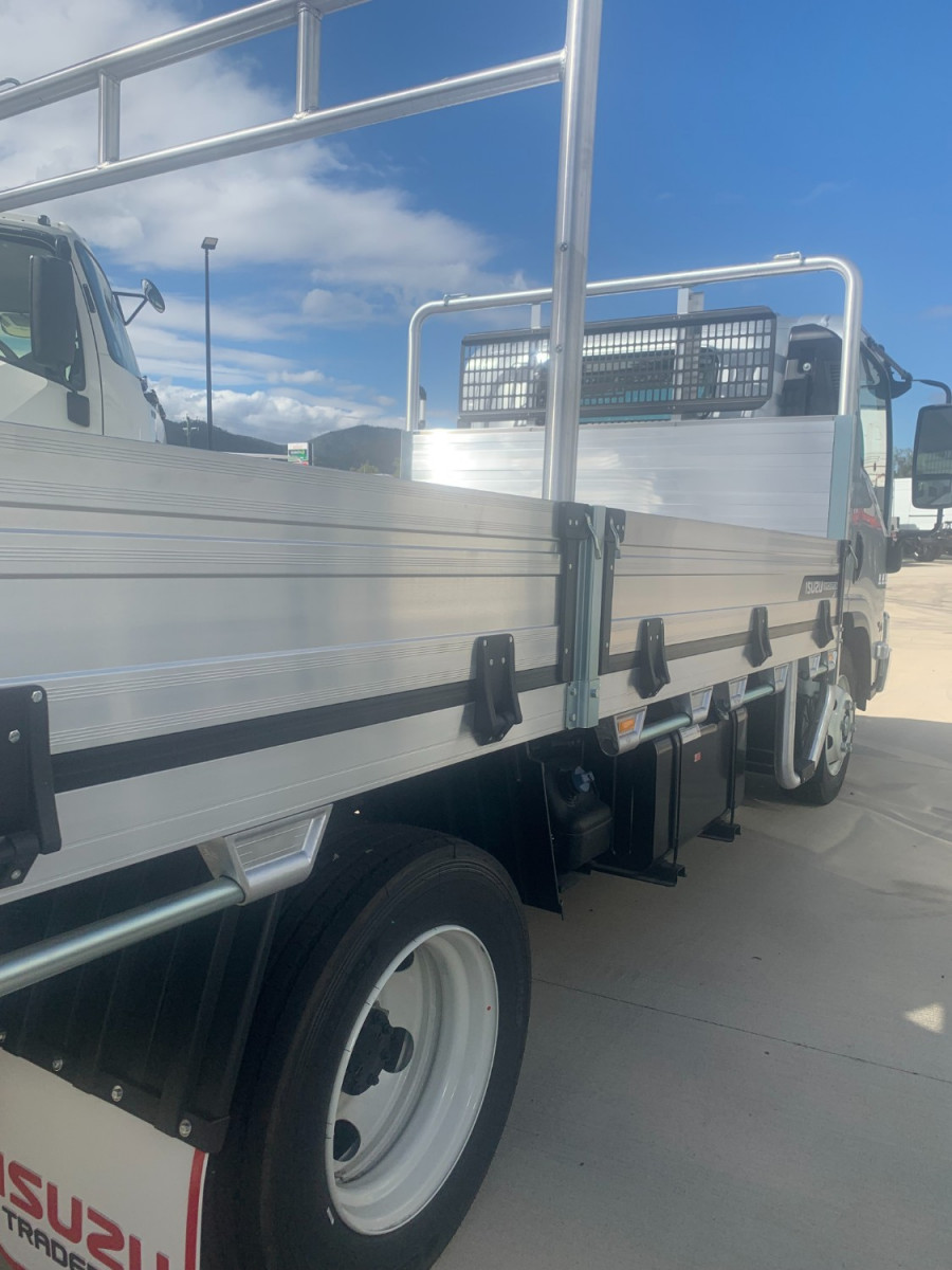2026 Isuzu  NPR 45/65-175 DT D34 TRADE TRADEPACK Tray Image 9