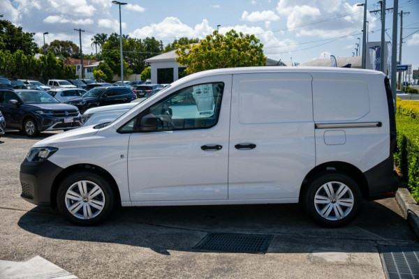 2026 Volkswagen Caddy 5 TDI320 SWB Van Image 2