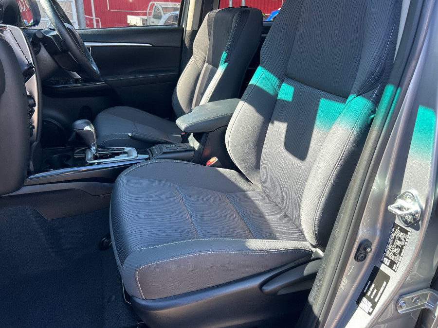2023 Toyota Fortuner GUN156R GXL SUV Image 9