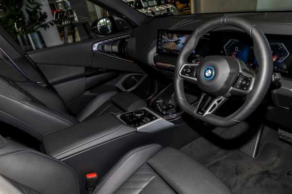 2025 [THIS VEHICLE IS SOLD]