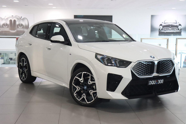 BMW iX2 xDrive30 M Sport U10
