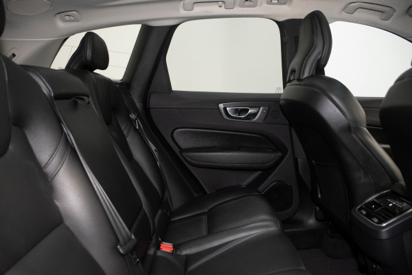 2021 Volvo XC60 UZ B5 Inscription SUV Image 3