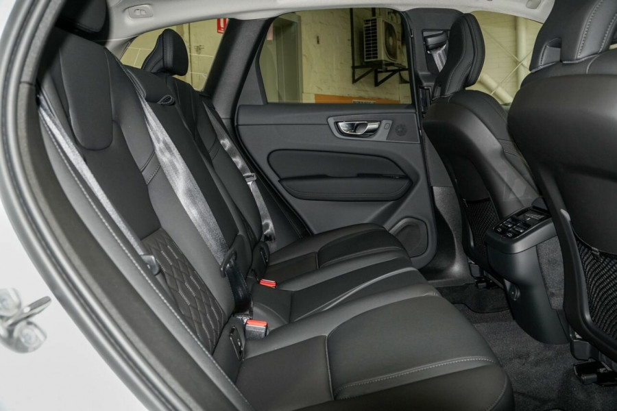 2026 Volvo XC60 UZ Plus B5 Bright SUV Image 7