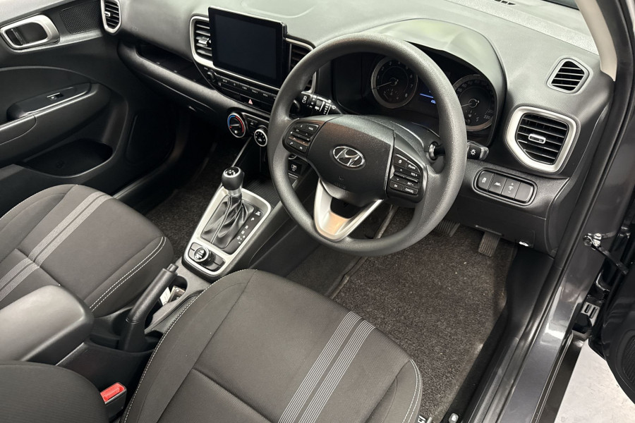 2021 Hyundai Venue QX.V3  SUV Image 16