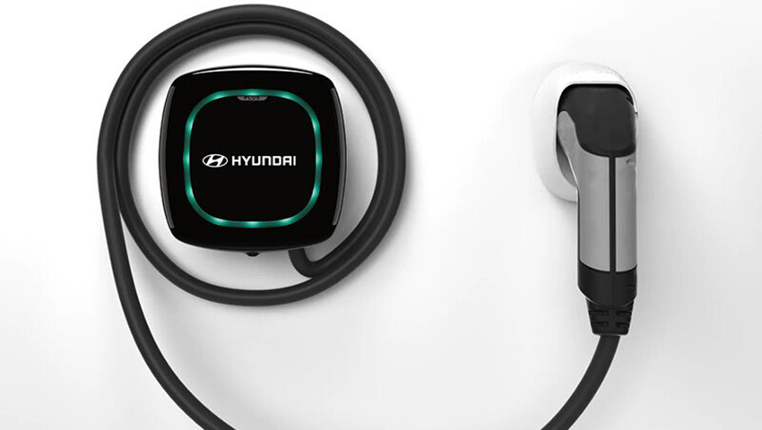 Pulsar Plus Wallbox Charger - Black