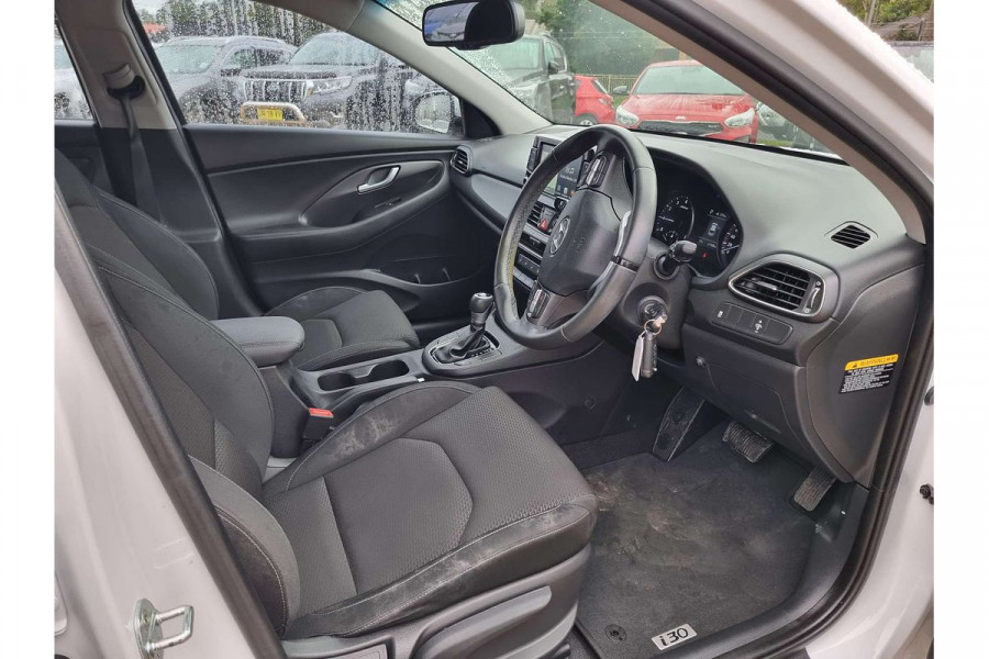 2019 Hyundai i30 PD2 Active Hatch Image 9