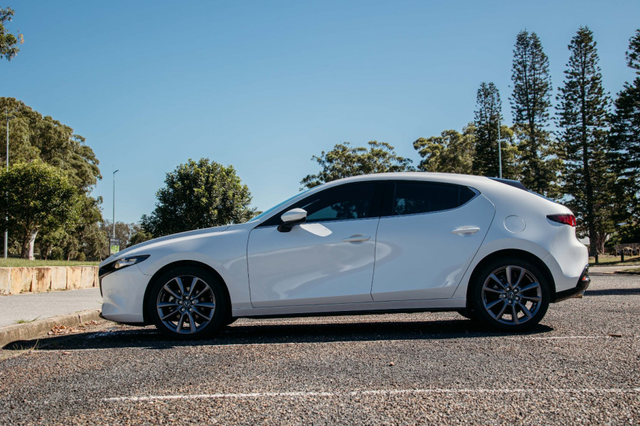 2022 Mazda 3 BP Series G25 GT Hatch Image 9