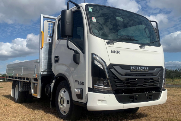 2026 Isuzu  NKR 65/45-150 DT D28 Tray Image 1