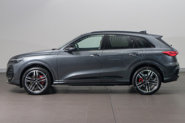 2026 MY25 Audi Q5 FY e-hybrid 270kW SUV image 3