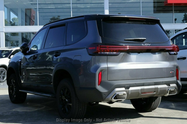 2026 MY25 LDV D90 SV9A Executive SUV Image 3