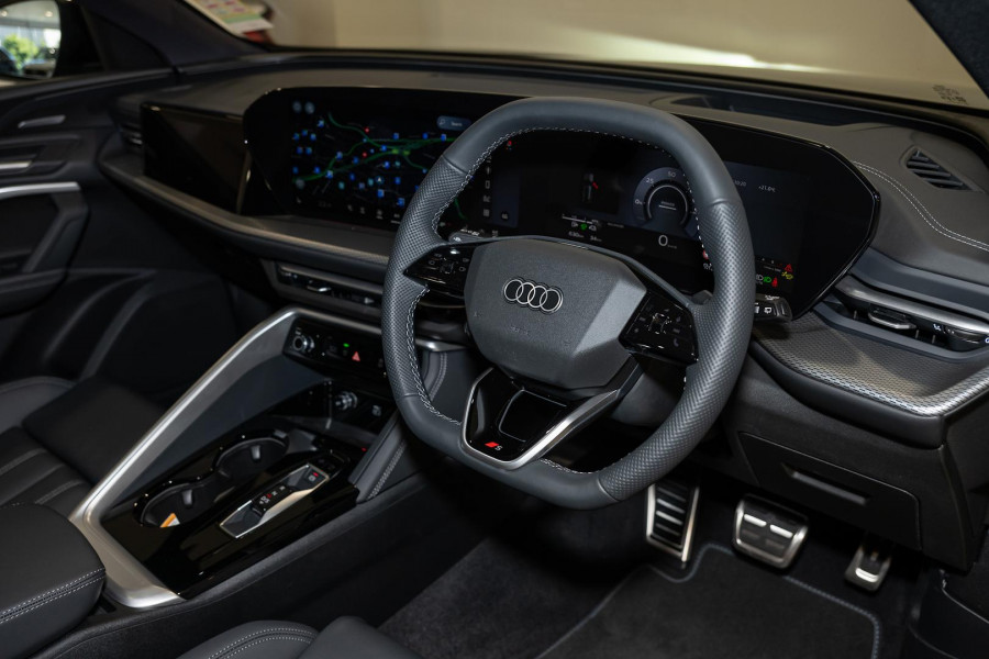 2026 Audi Q5 e-hybrid 270kW SUV