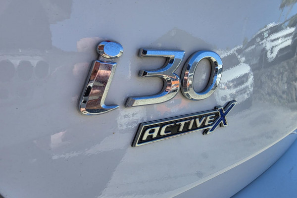 2015 MY16 Hyundai i30 GD3 Series II Active X Hatch Image 12