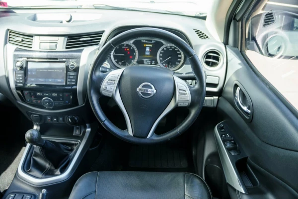 2017 Nissan Navara D23 ST-X Dual Cab Pickup Image 9