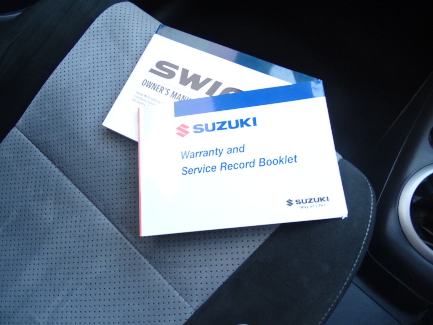2009 Suzuki Swift RS415 100th Anni Sedan Image 21