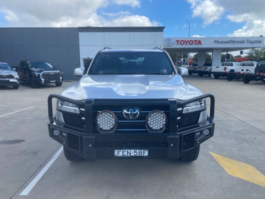 2023 Toyota LandCruiser FJA300R GXL SUV Image 2