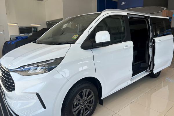 2024 MY24.5 Ford Tourneo AV Titanium X People Mover