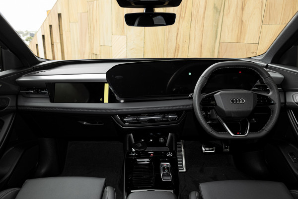 2025 Audi Q6 e-tron GF SPORTBACK SUV image 9