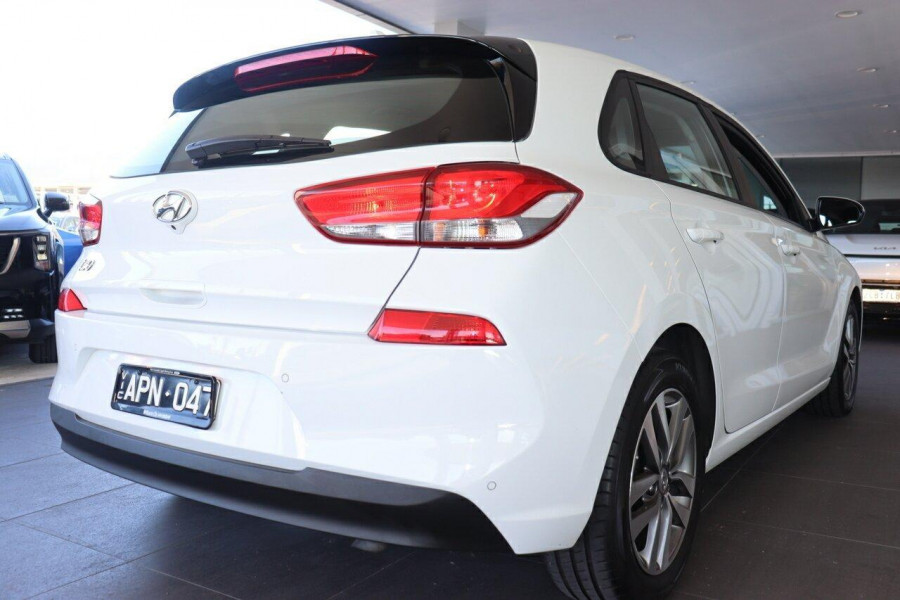 2017 MY18 Hyundai i30 PD Active Hatch Image 6