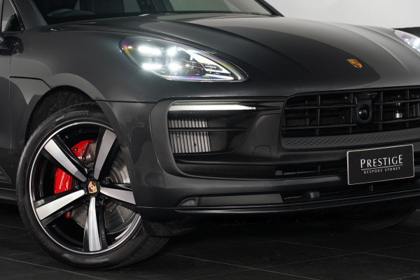 2023 Porsche Macan Gts Wagon Image 11