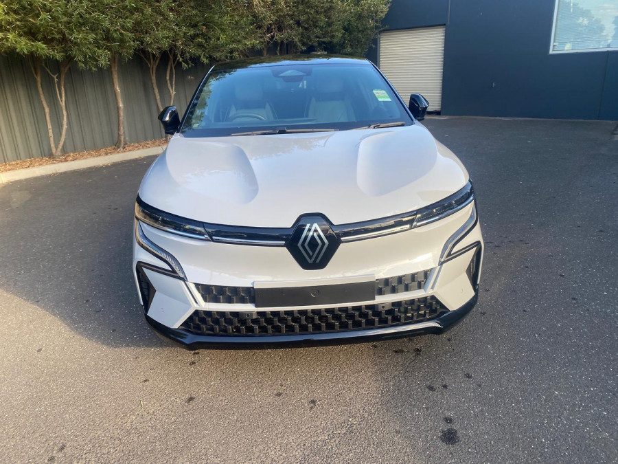 2024 Renault Megane E-Tech XCB Techno EV60 Hatch Image 2