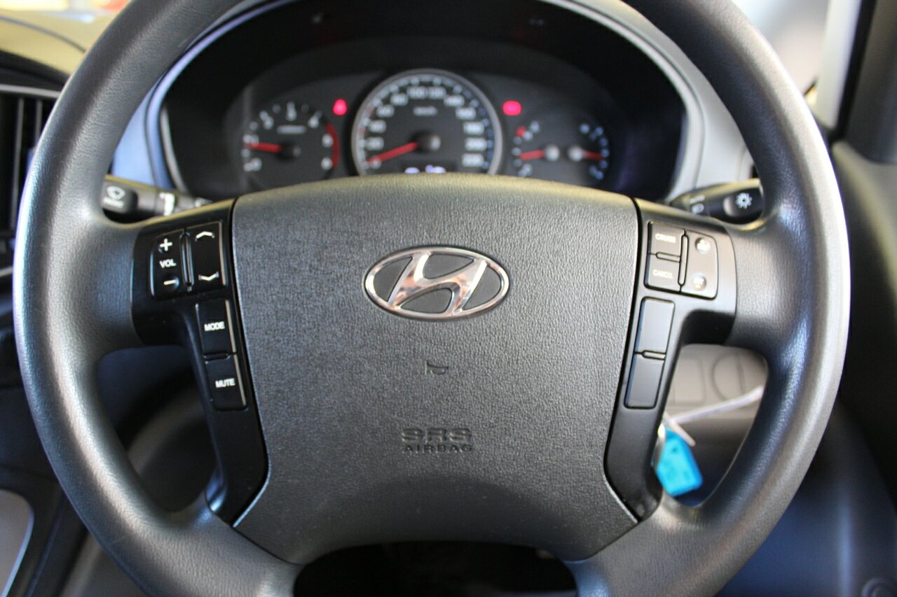 2019 Hyundai iLoad TQ4  Van Image 28