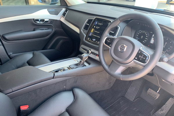 2019 Volvo XC90 L Series D5 Momentum Suv Image 4