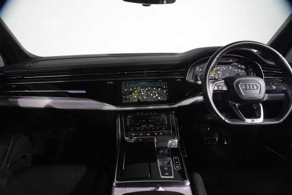 2020 Audi Q7 50 TDI S Line SUV image 15