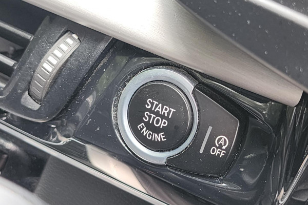 2016 BMW X5 F15 sDrive25d SUV Image 16