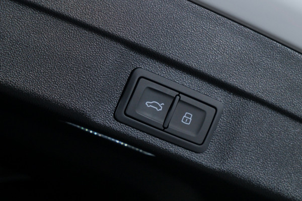 2025 Audi A5 B10 e-hybrid S-Line Sedan image 17