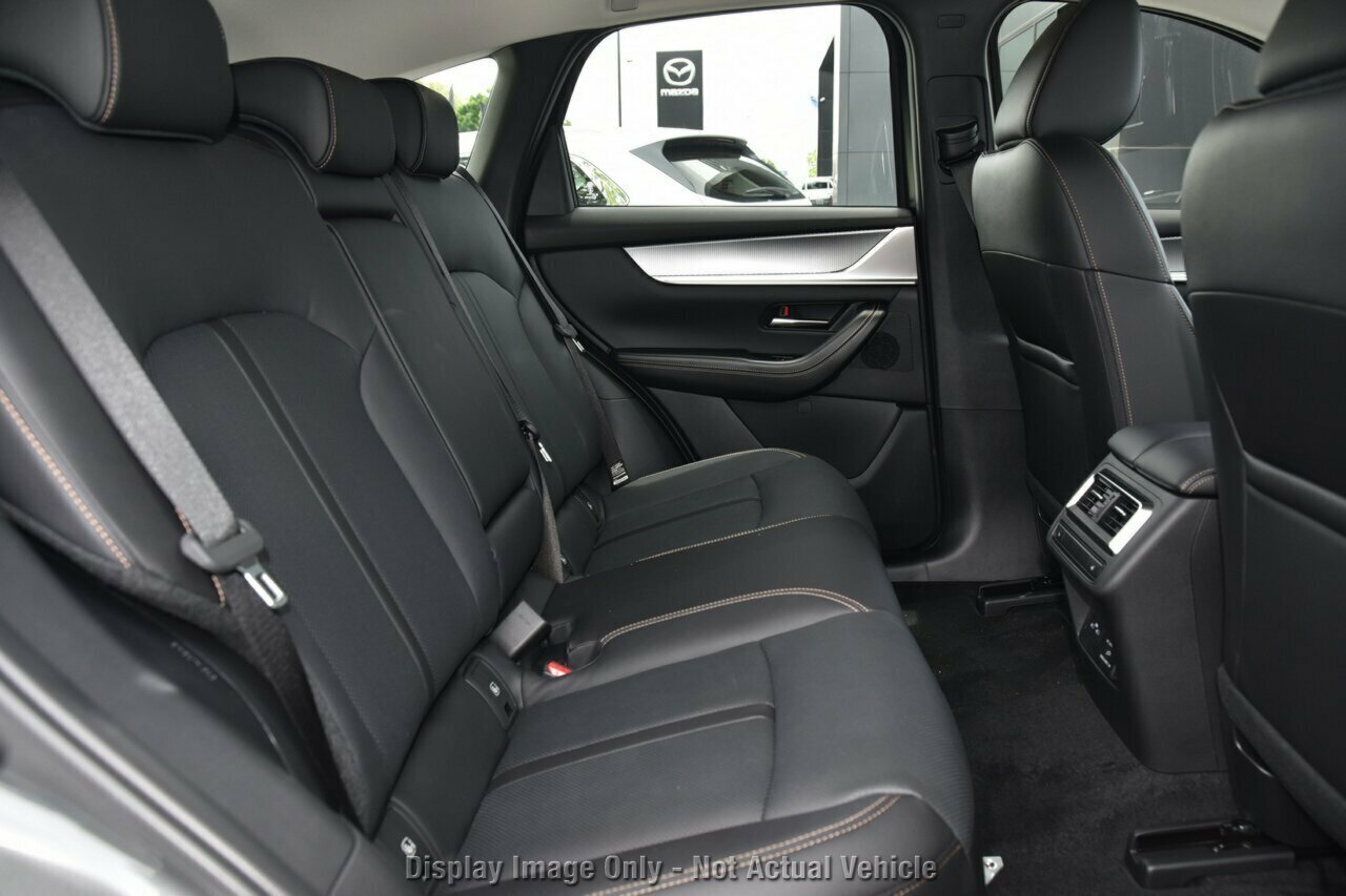 2025 Mazda CX-60 KH Series D50e GT SUV Image 9