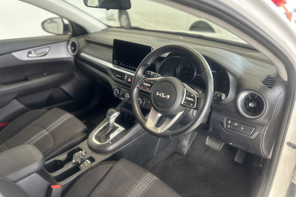 2021 MY22 Kia Cerato BD Sport Sedan Image 8