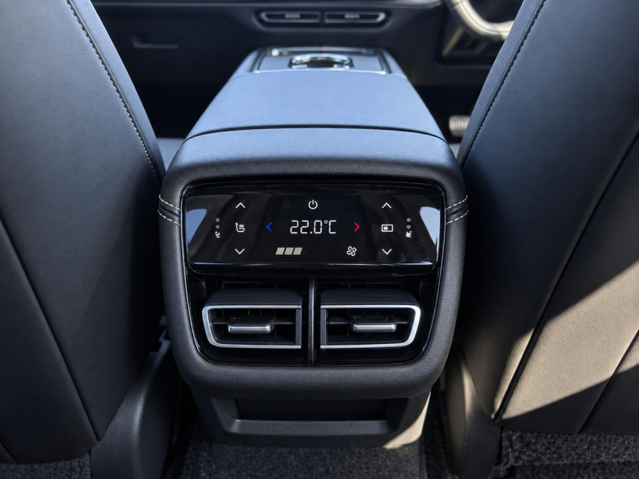 2026 Mazda 6e  GT Hatch Image 11