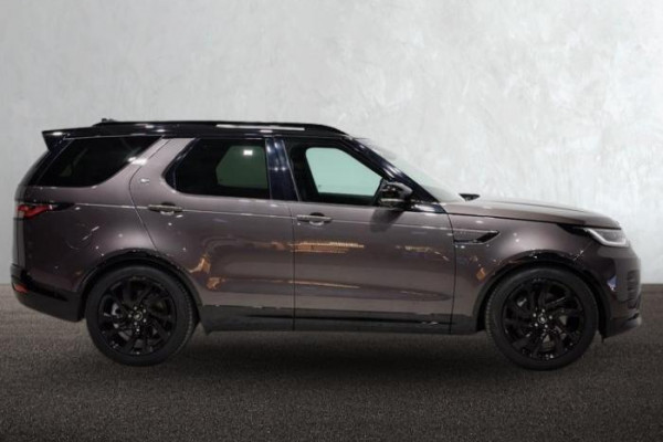 2025 Land Rover Discovery Series 5 D350 Dynamic SE SUV Image 26