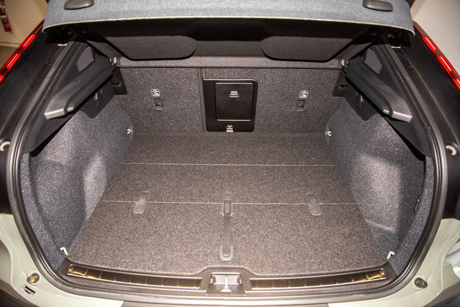 2024 Volvo C40  Recharge SUV Image 11
