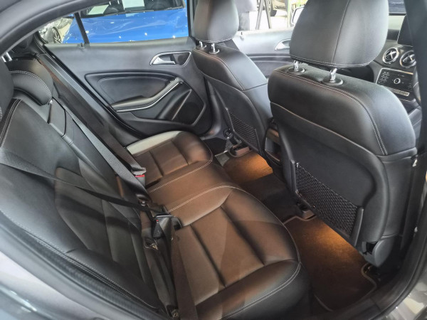 2018 Mercedes-Benz GLA-Class X156 GLA180 SUV image 15