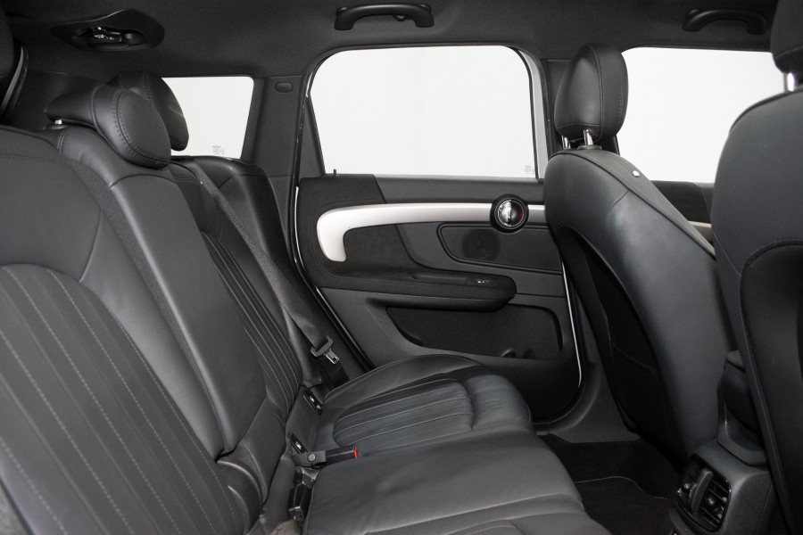 2021 MINI Countryman Cooper S Mini Yours SUV Image 3