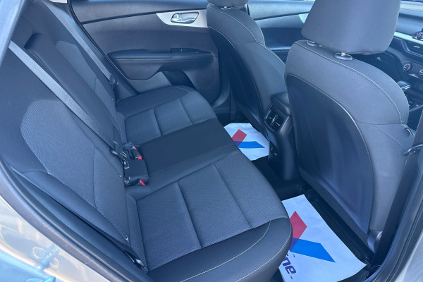 2022 Kia Cerato BD S Hatch Image 13