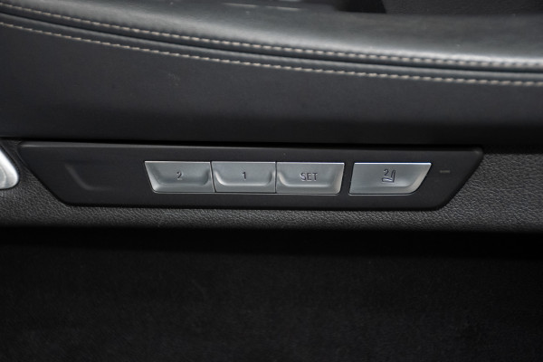 2018 BMW 7 Series 30d Sedan Image 14